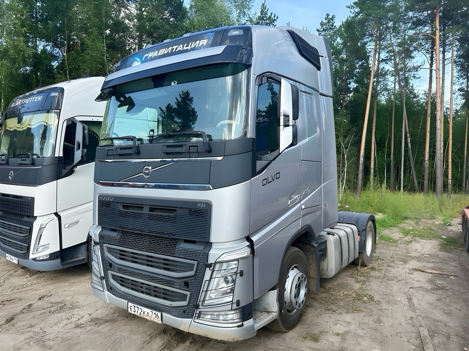 Volvo FH, 2019 год, 9 900 000 рублей, 3 фотография