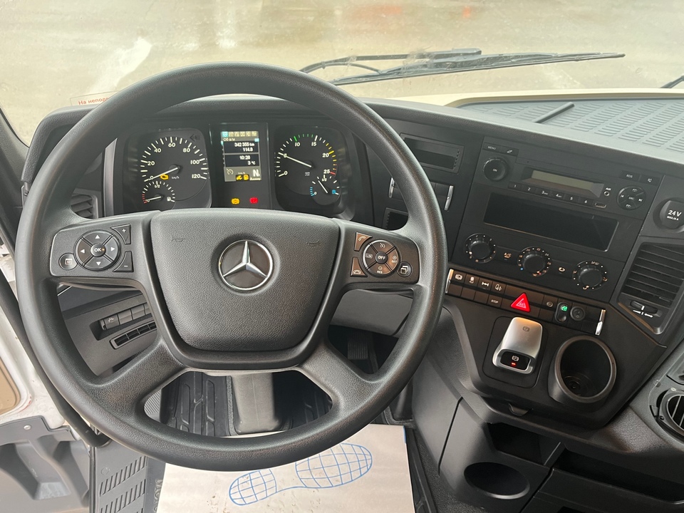 Mercedes-Benz Actros, 2021 год, 9 915 000 рублей, 19 фотография