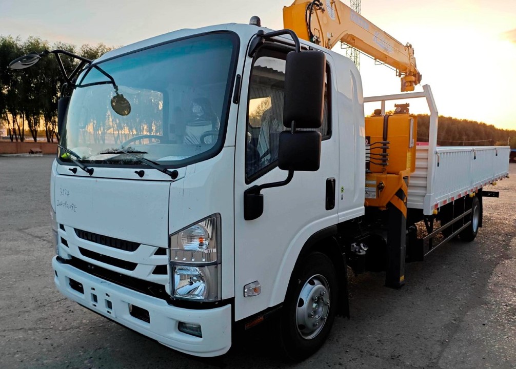 Isuzu Elf (N-series), 2024 год, 7 650 000 рублей, 6 фотография