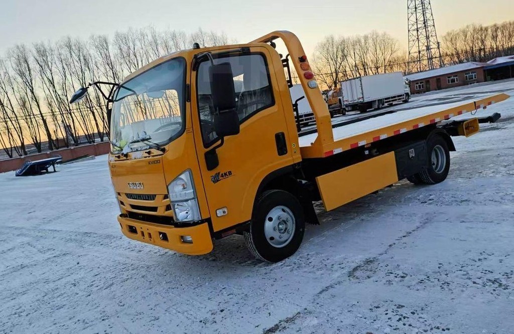 Isuzu Elf (N-series), 2024 год, 4 990 000 рублей, 3 фотография