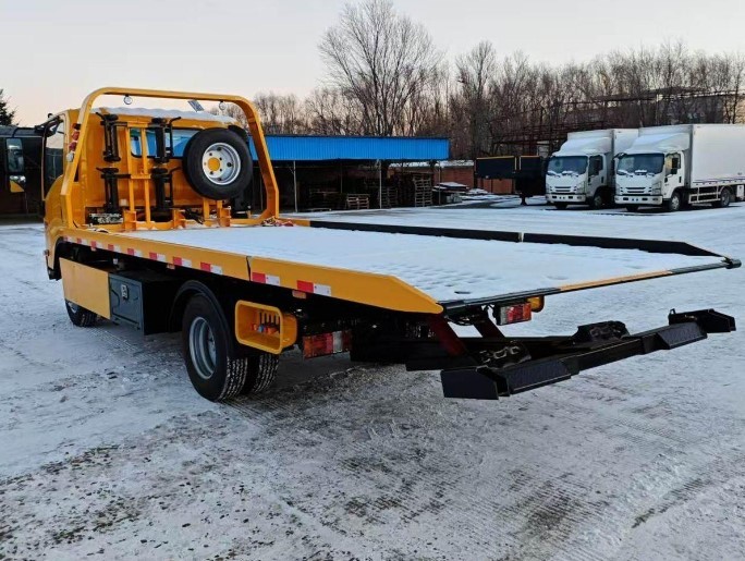 Isuzu Elf (N-series), 2024 год, 4 990 000 рублей, 5 фотография