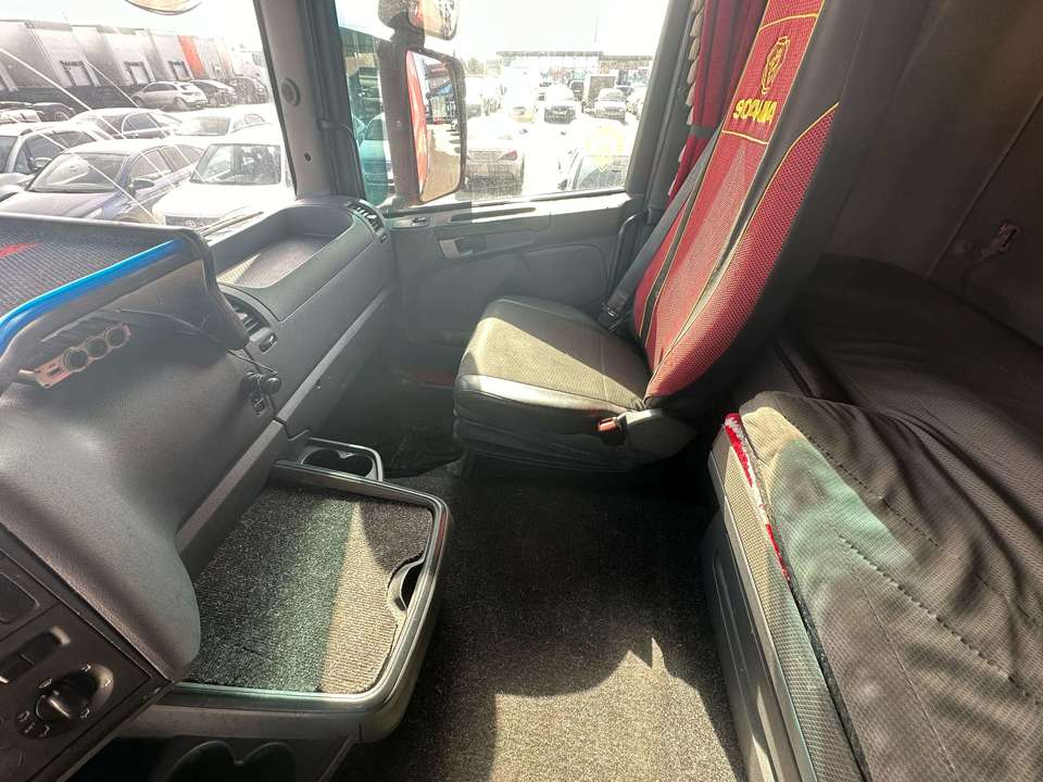 Scania R-Series, 2015 год, 3 950 000 рублей, 11 фотография