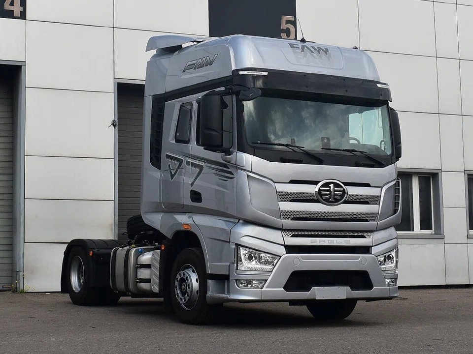 FAW J6 CA4180, 2024 год, 8 600 000 рублей, 7 фотография