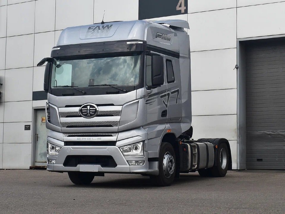 FAW J6 CA4180, 2024 год, 8 600 000 рублей, 1 фотография