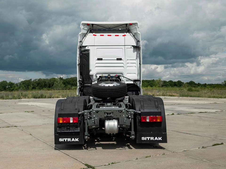 Sinotruk Hania (Howo) 6x2, 2024 год, 9 250 000 рублей, 4 фотография