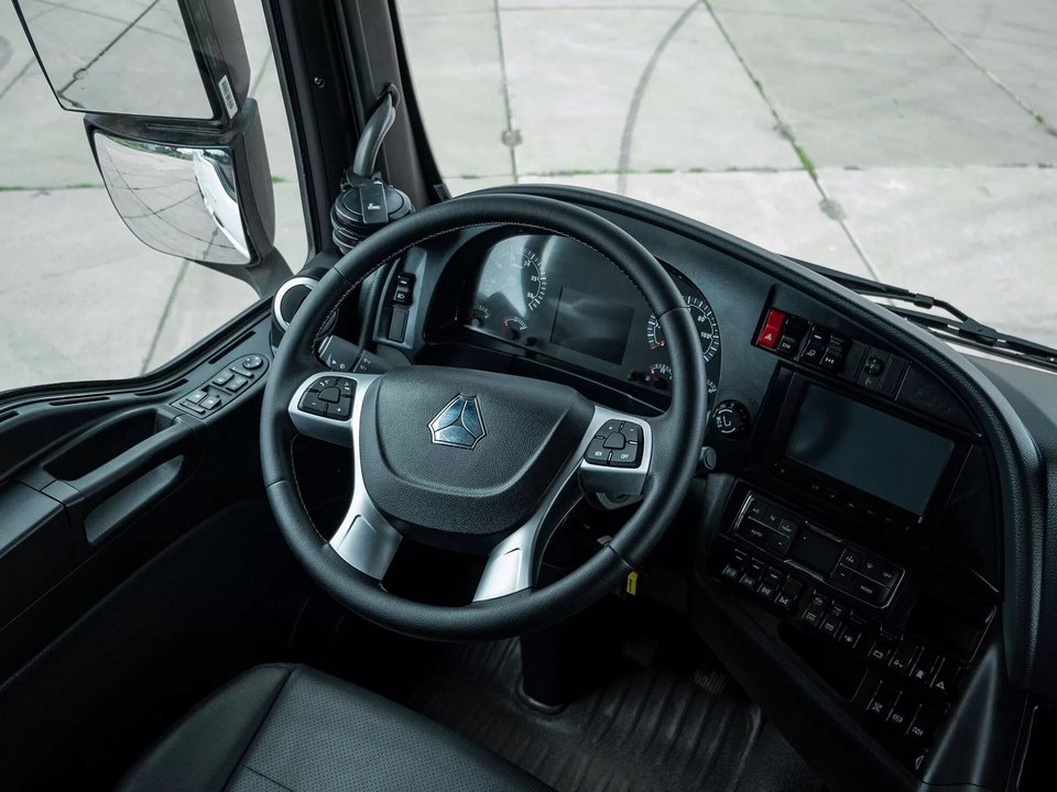 Sinotruk Hania (Howo) 6x2, 2024 год, 9 250 000 рублей, 10 фотография