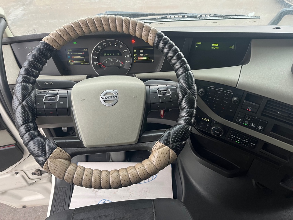 Volvo FH, 2016 год, 7 980 000 рублей, 18 фотография