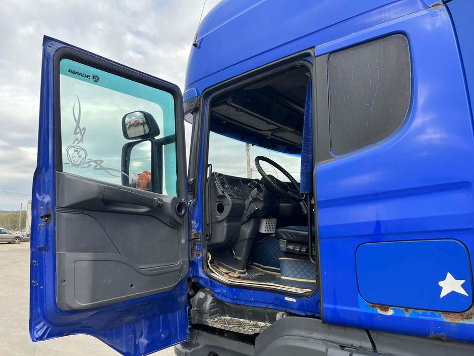 Scania R-Series, 2003 год, 3 520 000 рублей, 17 фотография