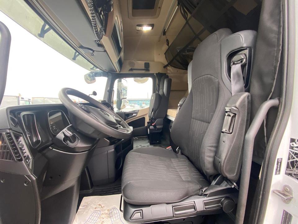 Mercedes-Benz Actros, 2020 год, 6 995 000 рублей, 11 фотография