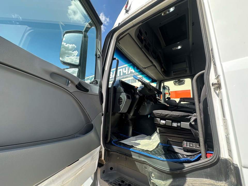 Mercedes-Benz Actros, 2015 год, 2 289 000 рублей, 10 фотография