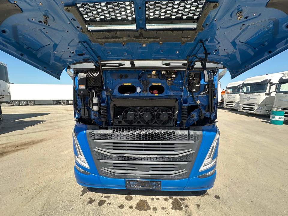 Volvo FH, 2021 год, 13 500 000 рублей, 9 фотография