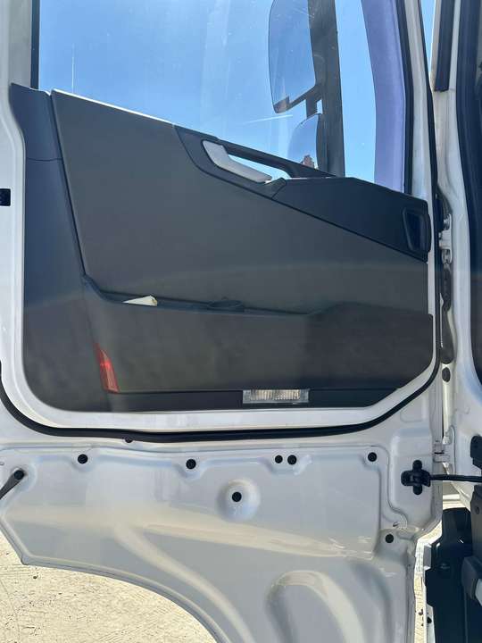Volvo FH, 2018 год, 7 985 000 рублей, 10 фотография