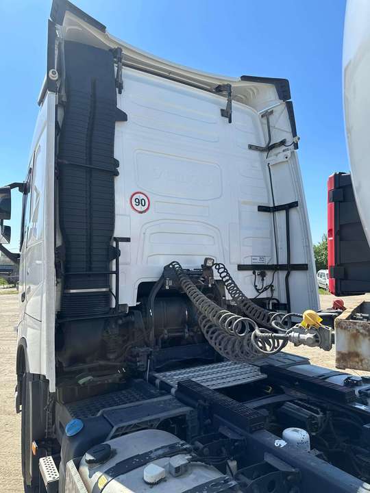 Volvo FH, 2018 год, 7 985 000 рублей, 6 фотография