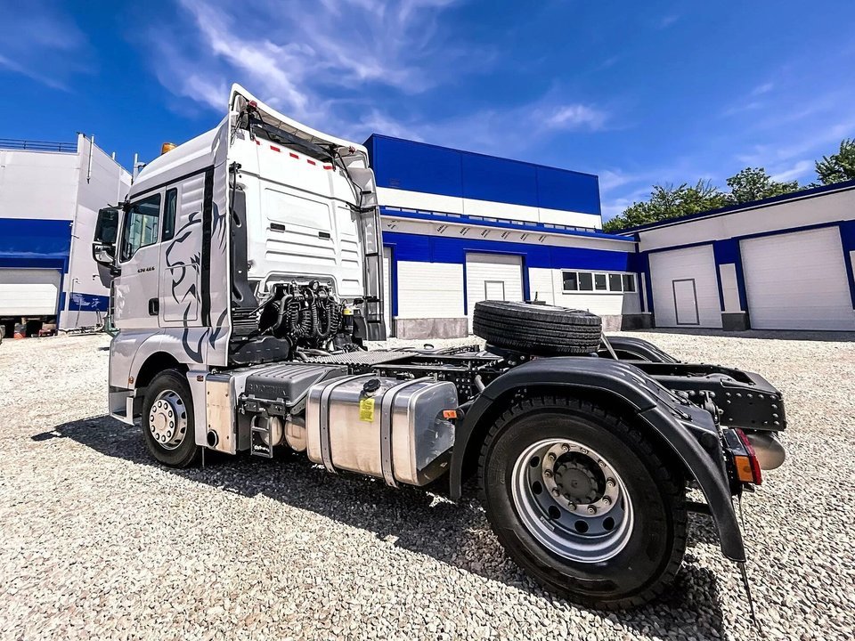 Sinotruk Hania (Howo) 4x2, 2025 год, 7 700 000 рублей, 3 фотография