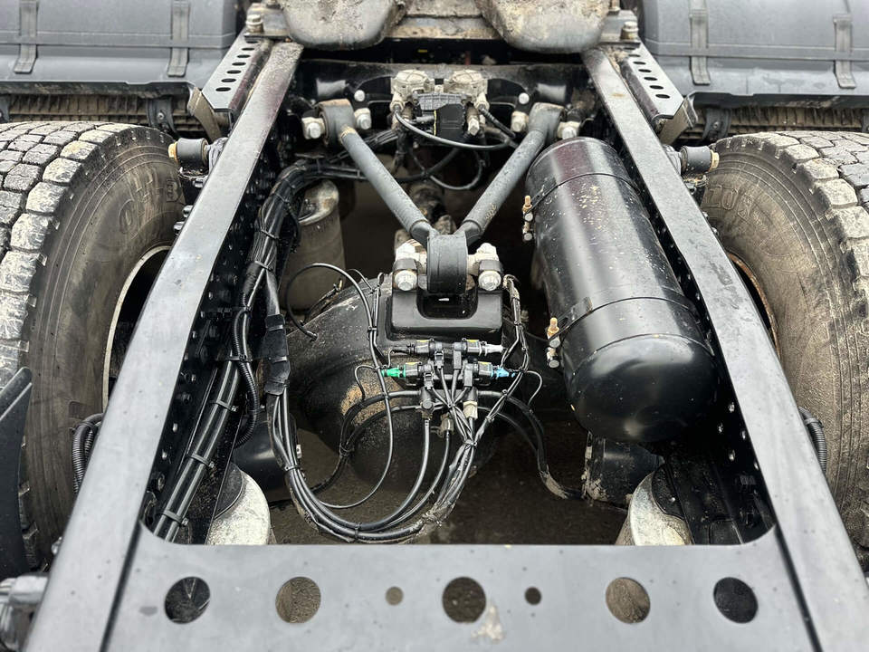 Mercedes-Benz Actros, 2023 год, 9 550 000 рублей, 10 фотография