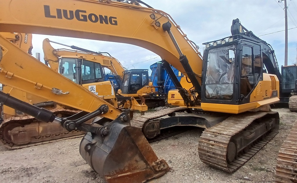 LiuGong CLG 922E, 8 500 000 рублей, 1 фотография
