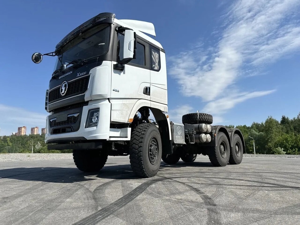 Shacman (Shaanxi) SX42584V324, 2024 год, 9 300 000 рублей, 1 фотография