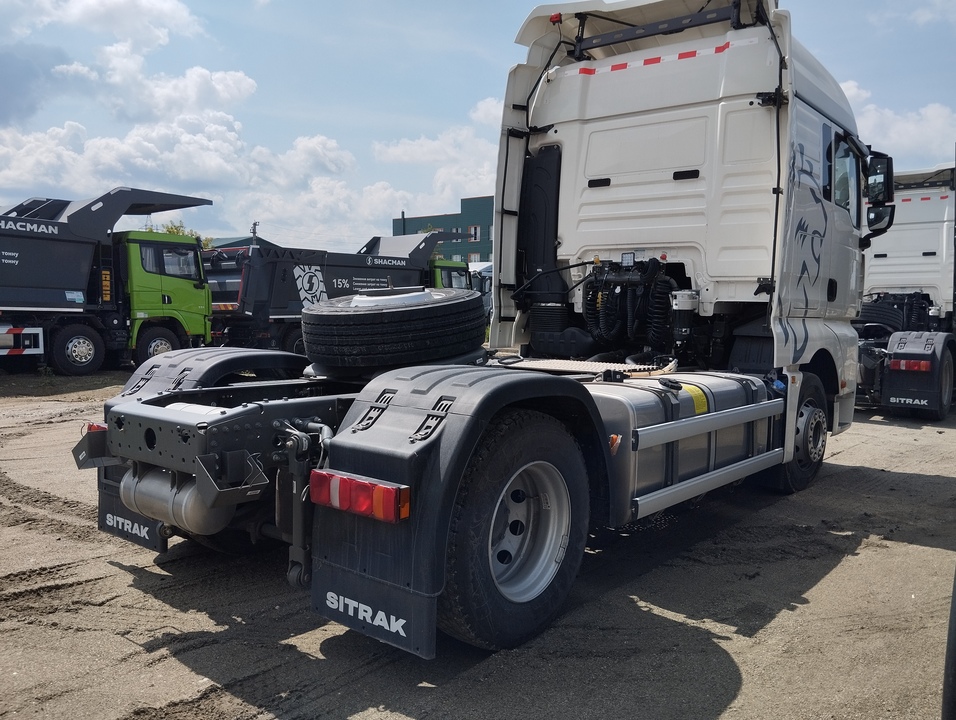 Sinotruk Hania (Howo) 4x2, 2025 год, 7 300 000 рублей, 5 фотография