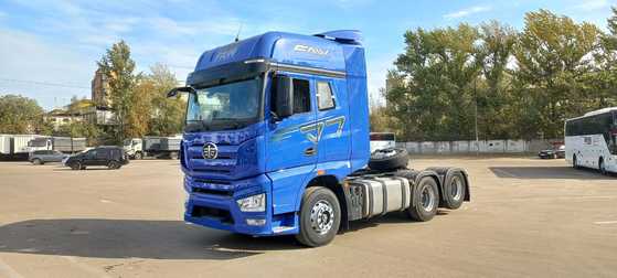 FAW J6 CA4250, 2024 год, 9 600 000 рублей, 1 фотография