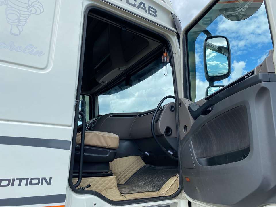 DAF XF, 2018 год, 5 750 000 рублей, 9 фотография