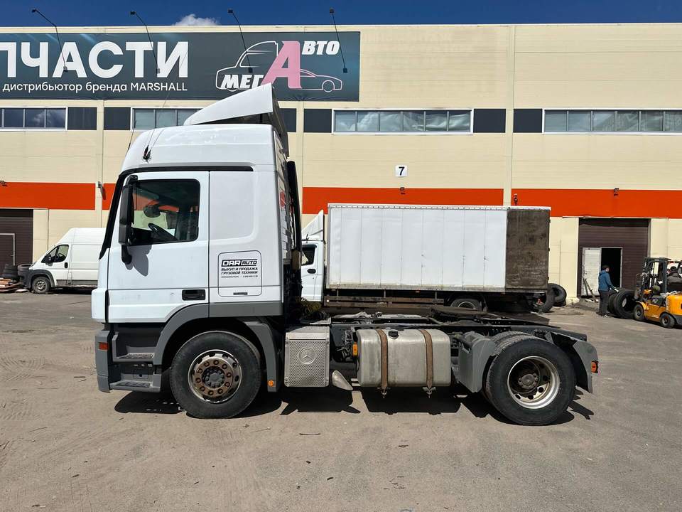 Mercedes-Benz Actros, 2015 год, 1 843 000 рублей, 4 фотография