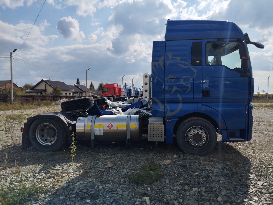 Sinotruk Hania (Howo) 4x2, 2025 год, 10 200 000 рублей, 3 фотография