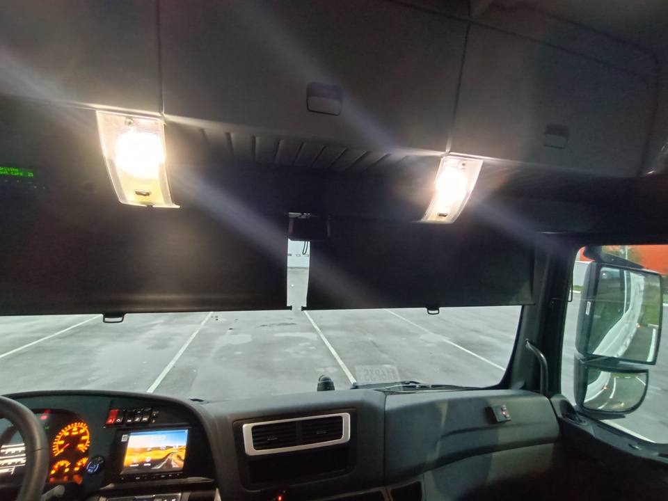 Sinotruk Hania (Howo) 6x4, 2023 год, 8 700 000 рублей, 9 фотография