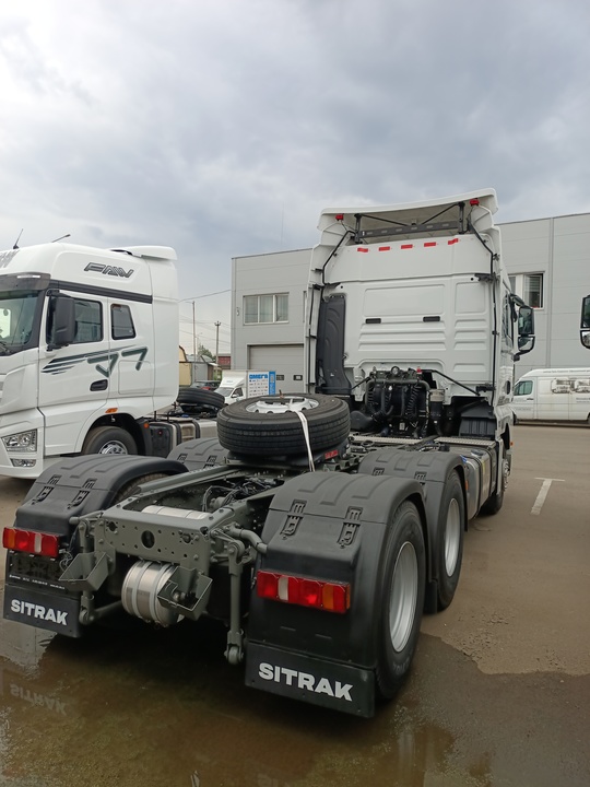 Sinotruk Hania (Howo) 6x4, 2023 год, 8 700 000 рублей, 3 фотография