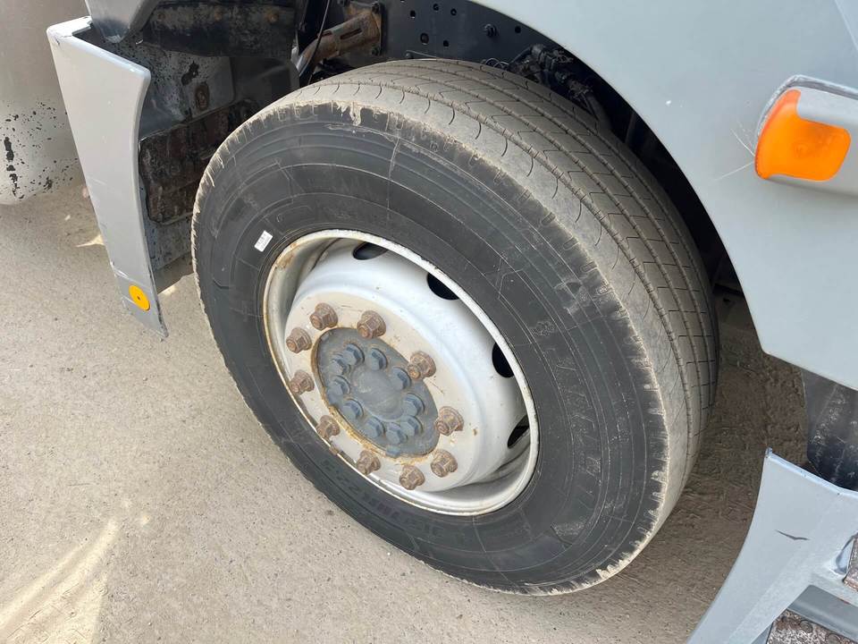 Mercedes-Benz Axor, 2012 год, 1 695 000 рублей, 11 фотография