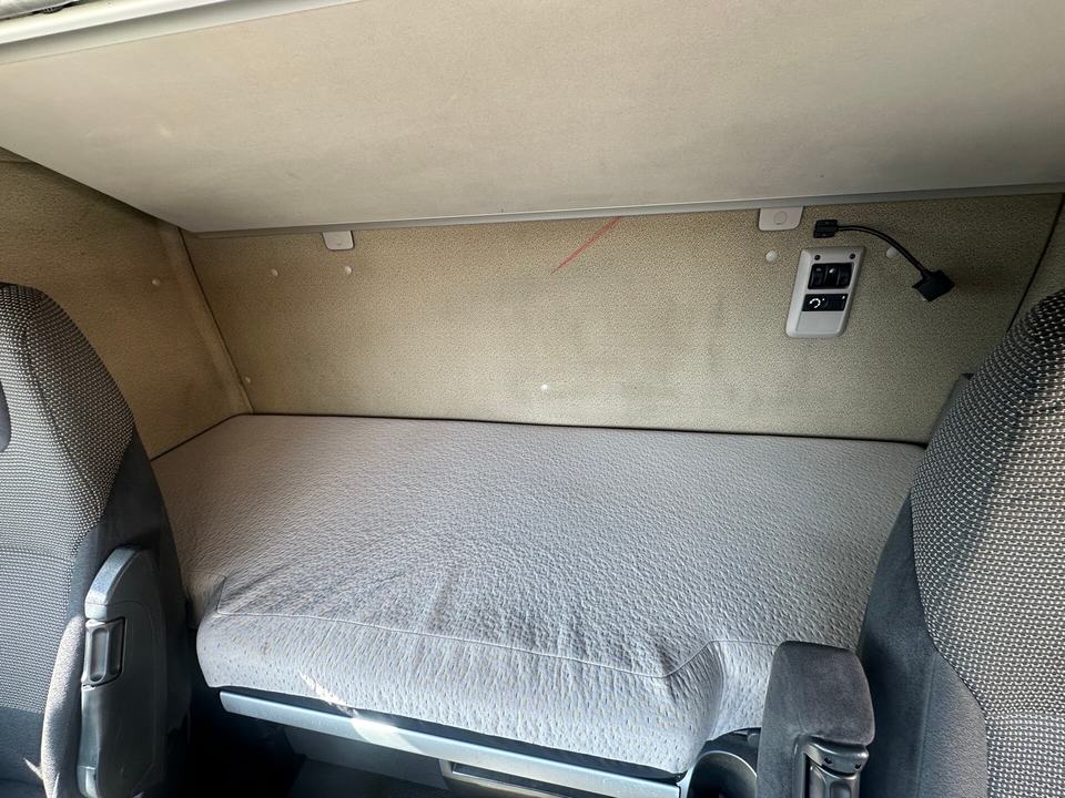 DAF XF 105, 2017 год, 3 690 000 рублей, 17 фотография