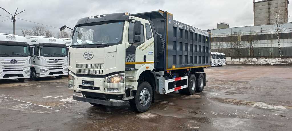 FAW J6 CA3250, 2023 год, 8 250 000 рублей, 1 фотография