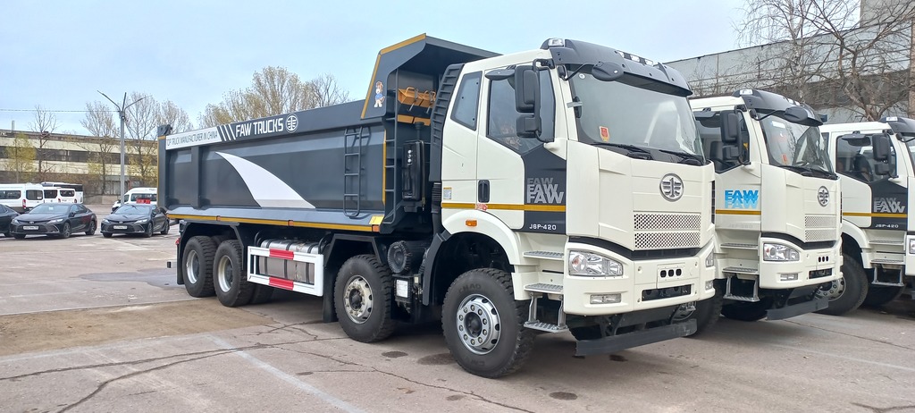 FAW J6 CA3310, 2023 год, 8 350 000 рублей, 1 фотография