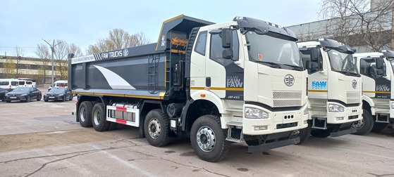 FAW J6 CA3310, 2023 год, 8 350 000 рублей, 1 фотография