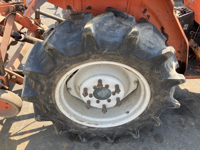 Kubota L2602, 1985 год, 810 000 рублей, 8 фотография