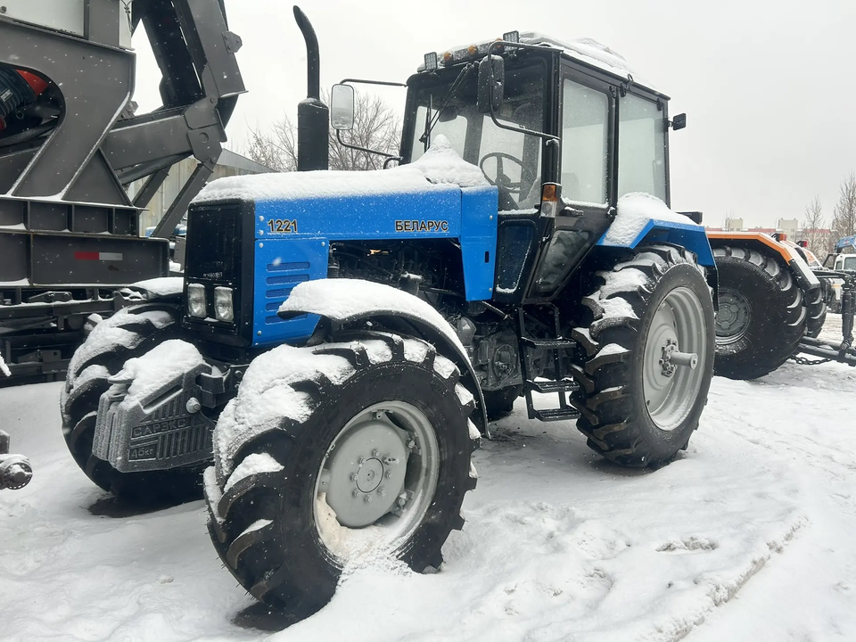 МТЗ (BELARUS) 1221, 2014 год, 1 850 000 рублей, 1 фотография