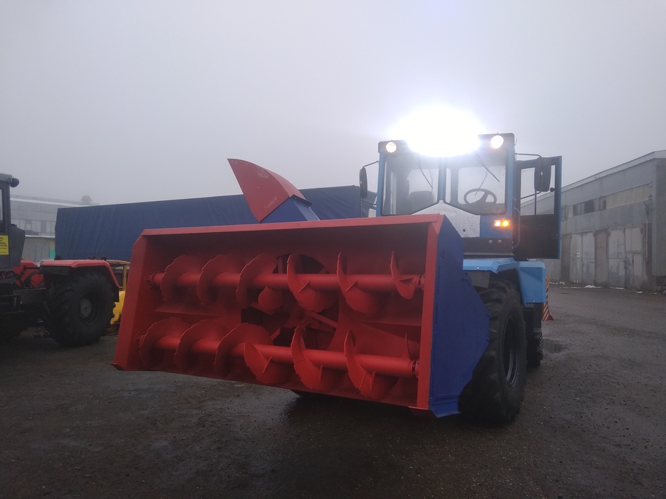 ХТЗ Т-150К, 2009 год, 4 200 000 рублей, 2 фотография