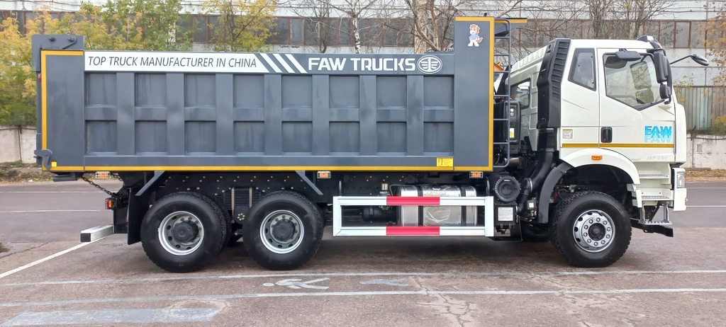 FAW J6 CA3250, 2023 год, 7 780 000 рублей, 6 фотография