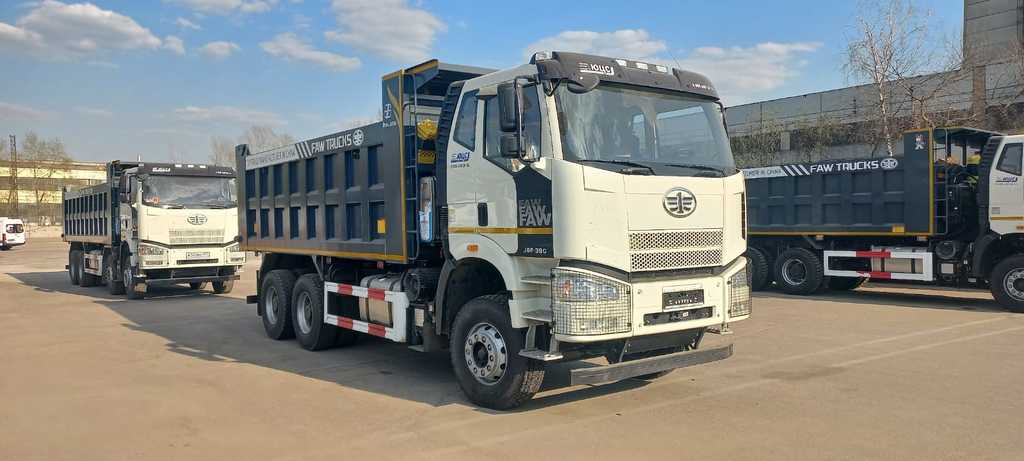 FAW J6 CA3250, 2023 год, 8 190 000 рублей, 1 фотография