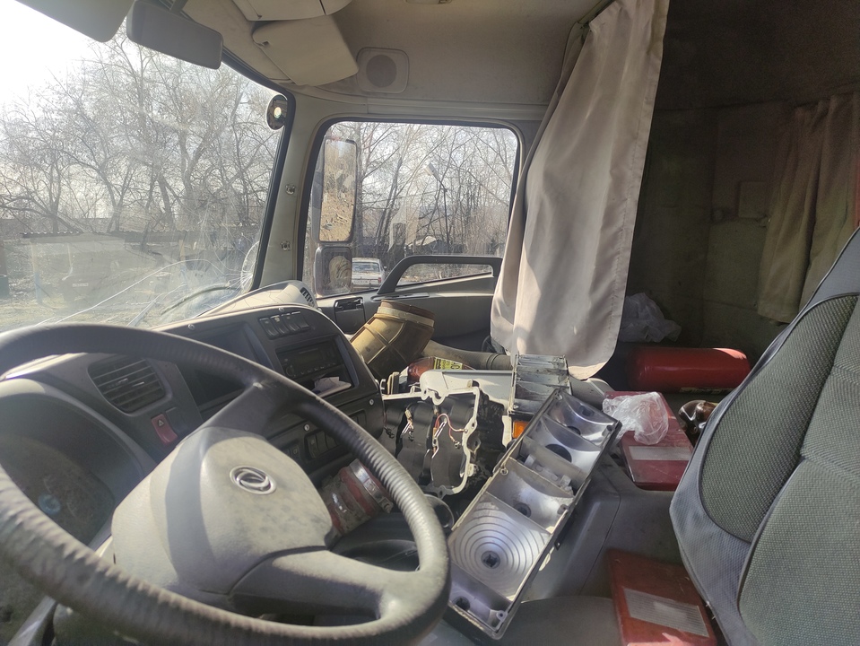 DongFeng DFL 3251A, 2012 год, 250 000 рублей, 6 фотография