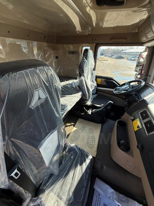 Howo T5G, 2024 год, 10 790 000 рублей, 8 фотография