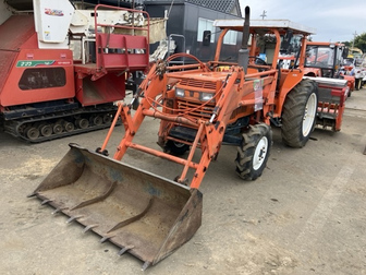 Kubota L1, 2011 год, 1 290 000 рублей, 1 фотография