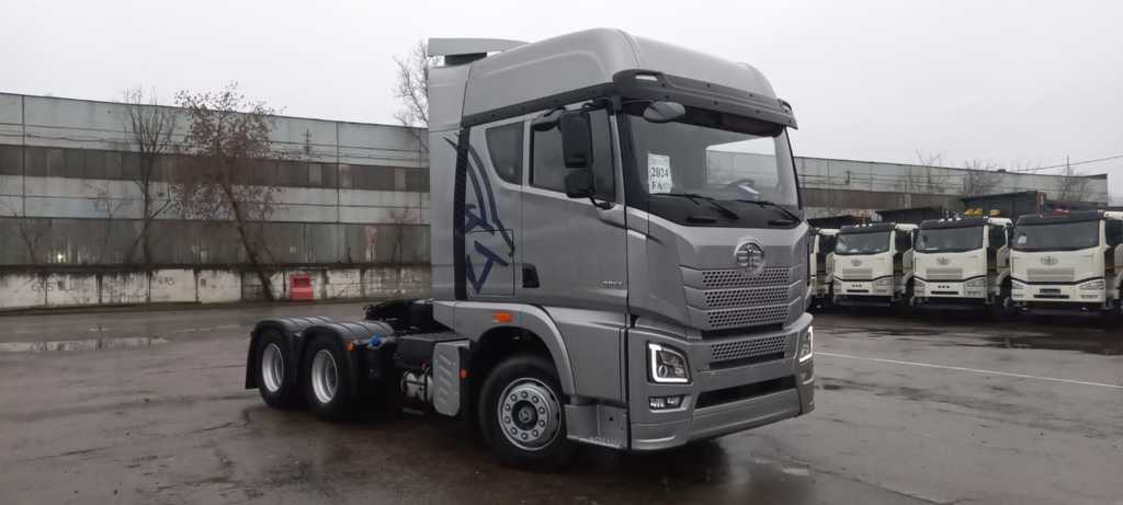 FAW J6 CA4250, 2024 год, 8 750 000 рублей, 1 фотография