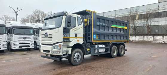 FAW J6 CA3250, 2024 год, 9 850 000 рублей, 1 фотография