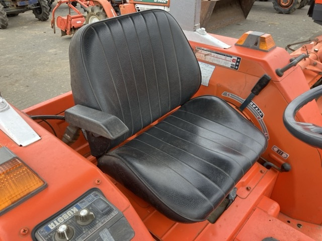 Kubota L1, 1986 год, 821 000 рублей, 8 фотография