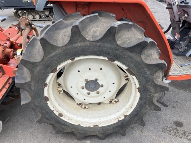 Kubota GL-Series, 2001 год, 1 001 000 рублей, 11 фотография