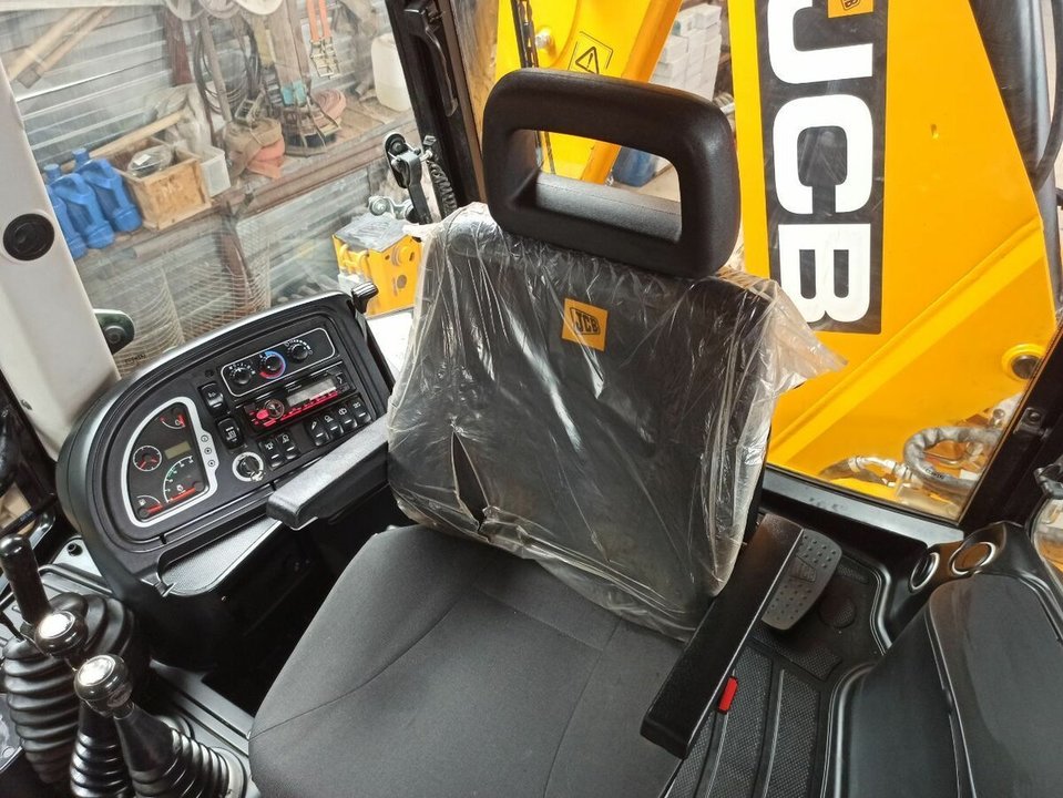 JCB 3CX, 2021 год, 900 000 рублей, 5 фотография