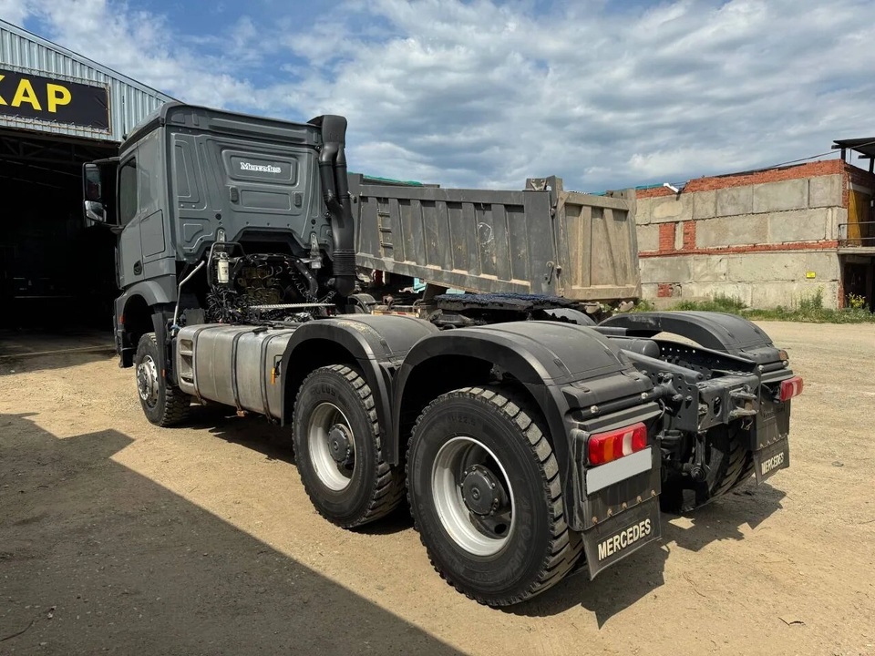 Mercedes-Benz Arocs, 2020 год, 9 500 000 рублей, 4 фотография