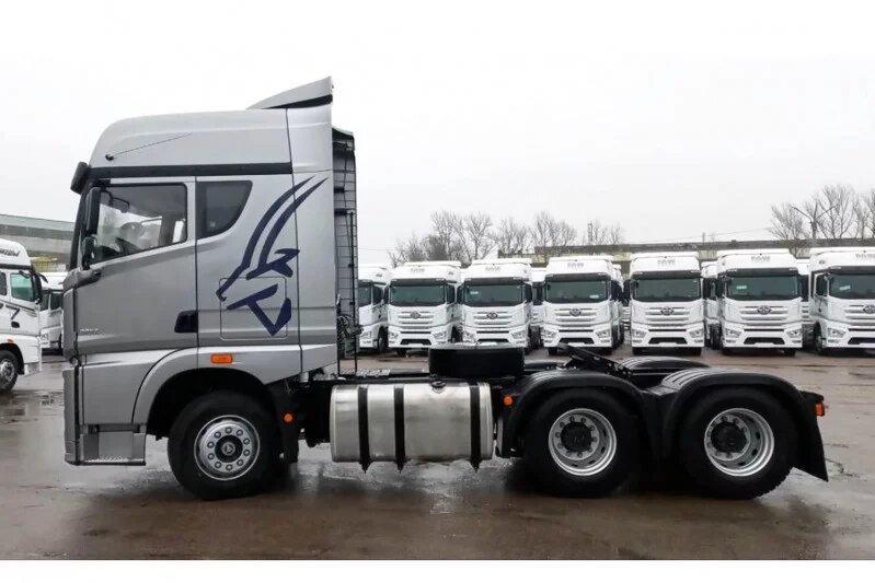 FAW J6 CA4250, 2024 год, 9 200 000 рублей, 2 фотография