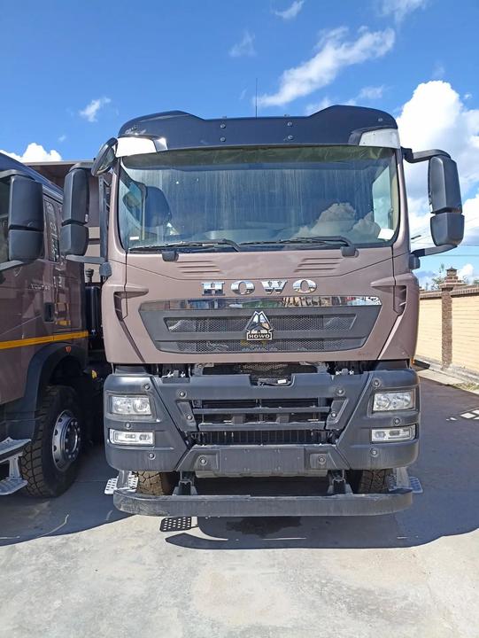 Sinotruk Hania (Howo) 8x4, 2025 год, 12 500 000 рублей, 2 фотография