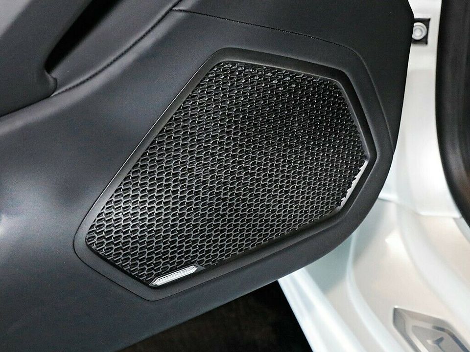 Lamborghini Huracán, 2022 год, 39 778 500 рублей, 26 фотография